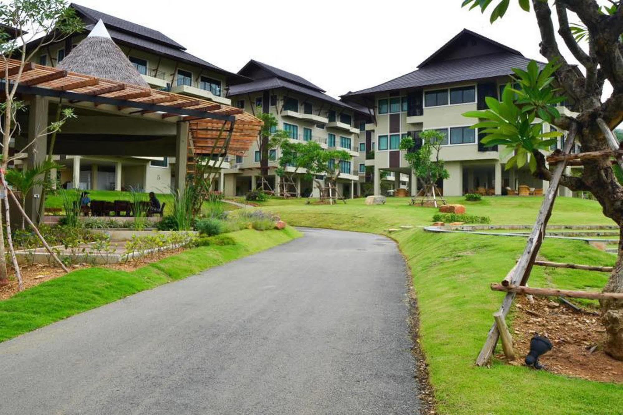 Patravana Resort Phayayen Eksteriør bilde